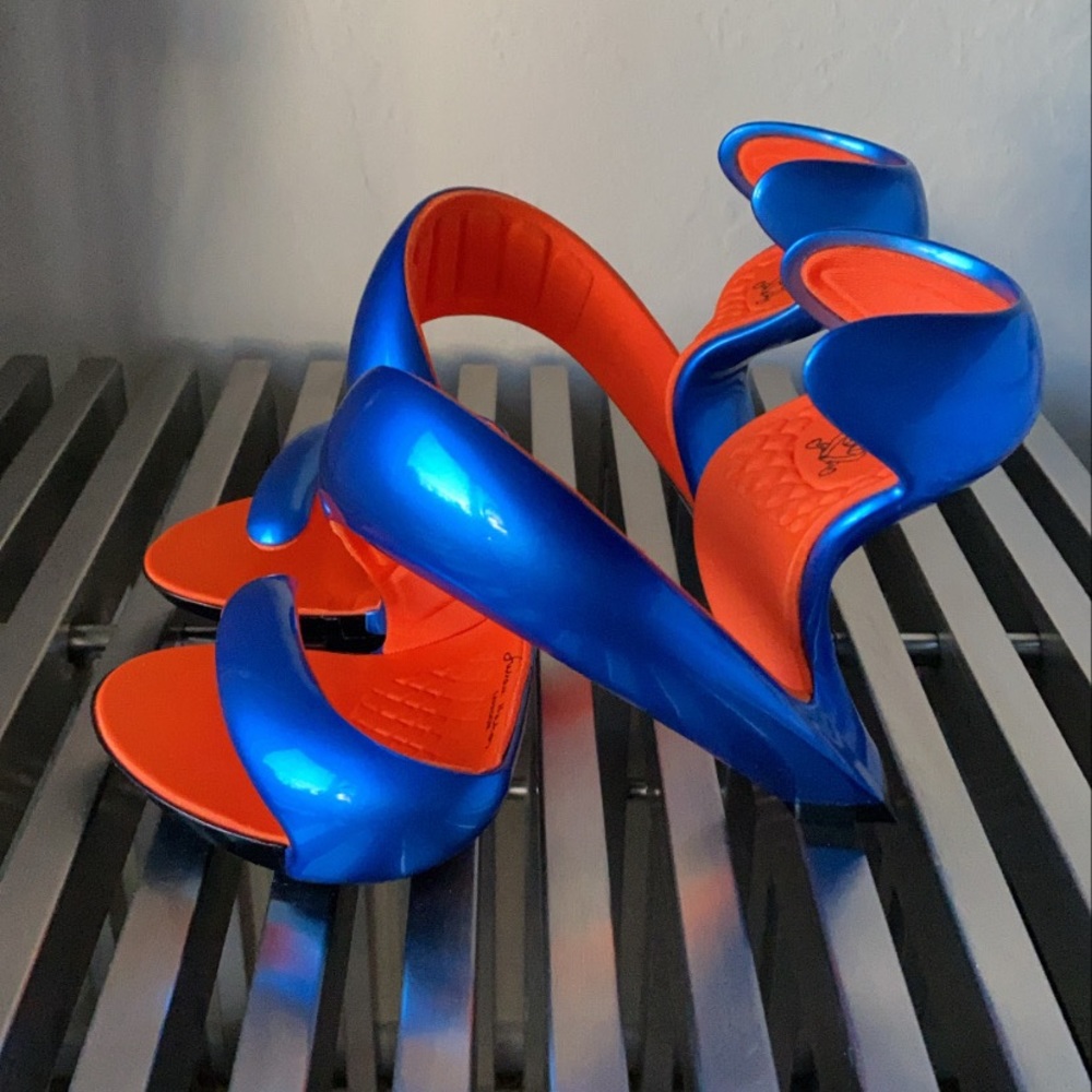 JULIAN HAKES MOJITO HEELS SIZE 37